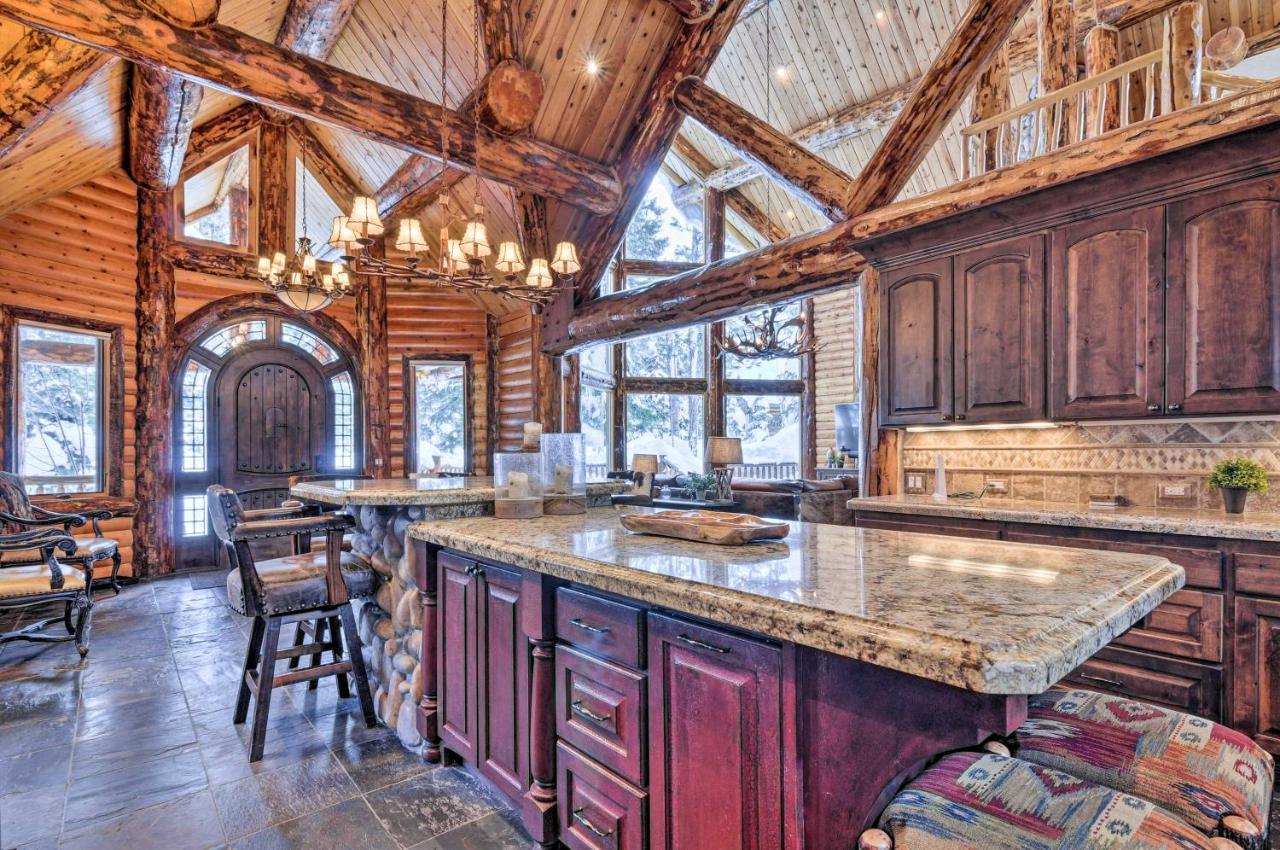 Delightful Cabin Vacation Rental With Fire Pit! Duck Creek Village Exterior photo
