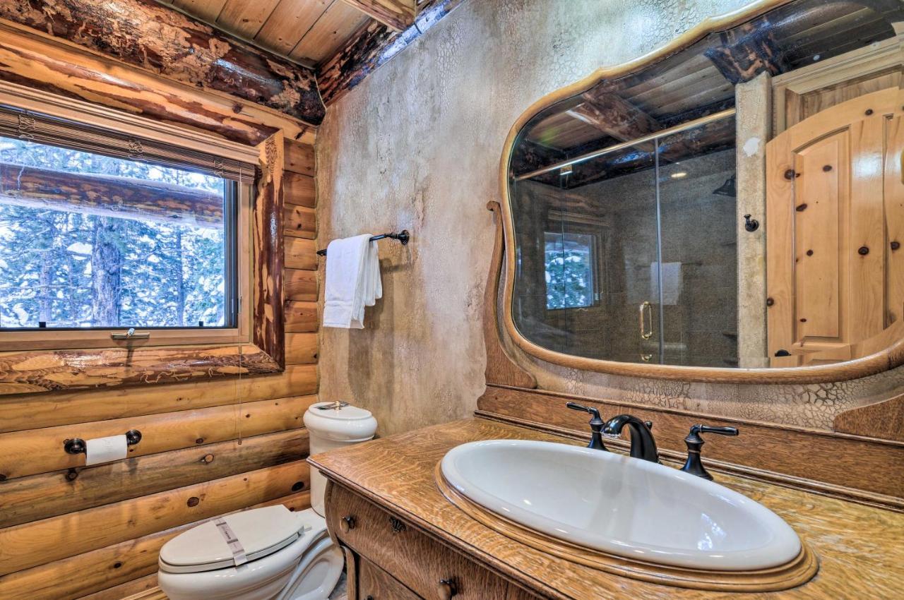 Delightful Cabin Vacation Rental With Fire Pit! Duck Creek Village Exterior photo