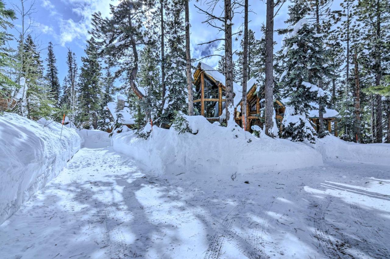 Delightful Cabin Vacation Rental With Fire Pit! Duck Creek Village Exterior photo
