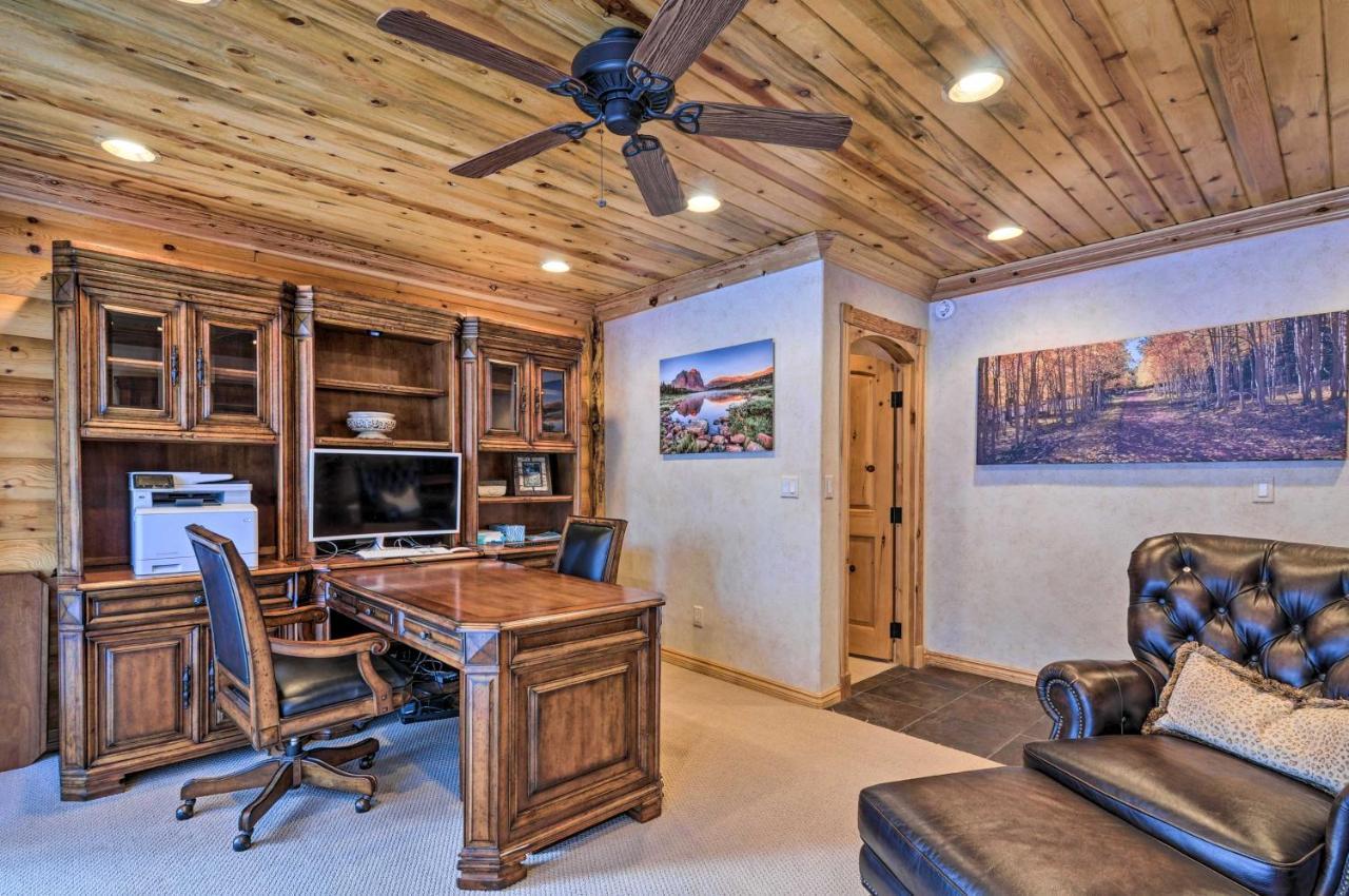 Delightful Cabin Vacation Rental With Fire Pit! Duck Creek Village Exterior photo