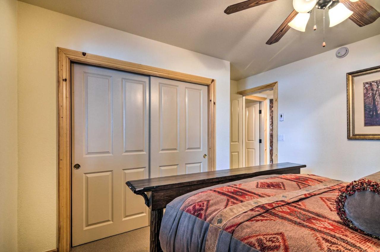 Delightful Cabin Vacation Rental With Fire Pit! Duck Creek Village Exterior photo