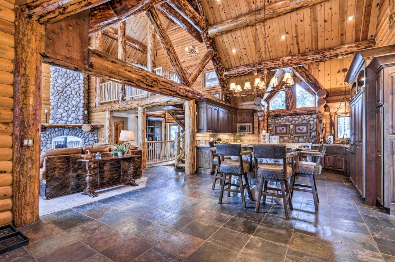 Delightful Cabin Vacation Rental With Fire Pit! Duck Creek Village Exterior photo