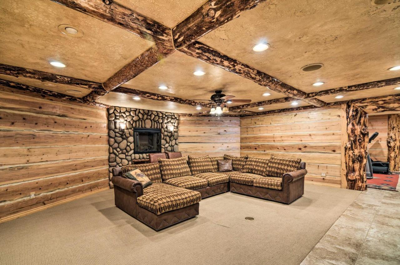 Delightful Cabin Vacation Rental With Fire Pit! Duck Creek Village Exterior photo