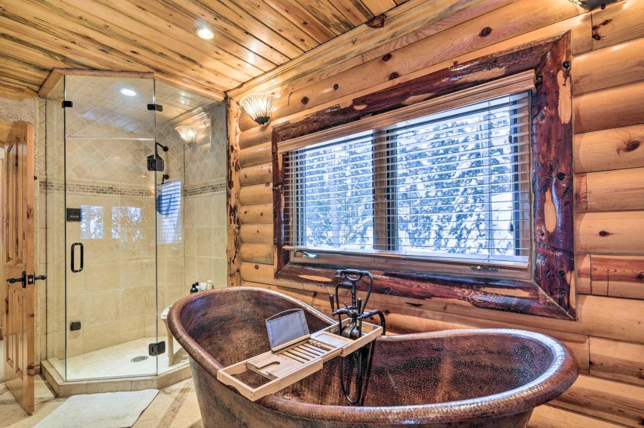 Delightful Cabin Vacation Rental With Fire Pit! Duck Creek Village Exterior photo